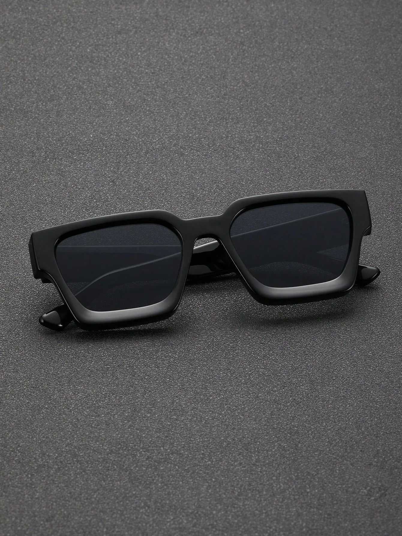 S Classic Fashion Square  Sunglasses